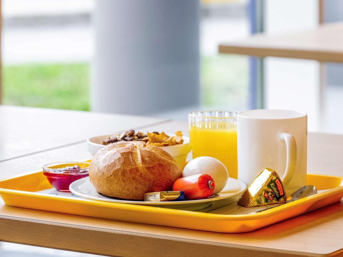 Ibis Budget Newport Ngoại thất bức ảnh