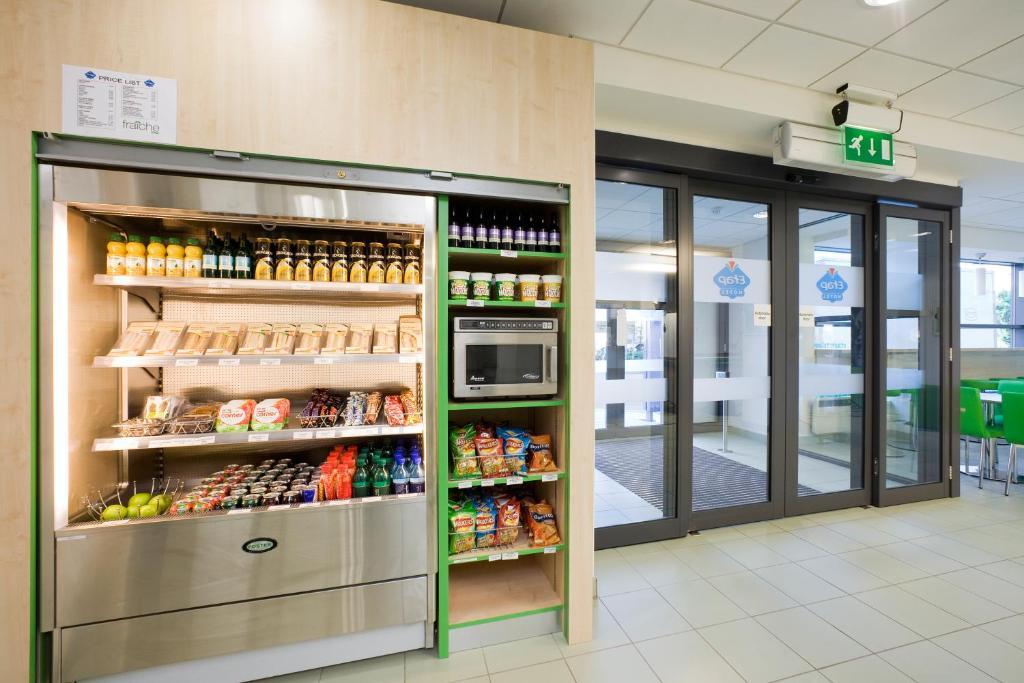 Ibis Budget Newport Ngoại thất bức ảnh