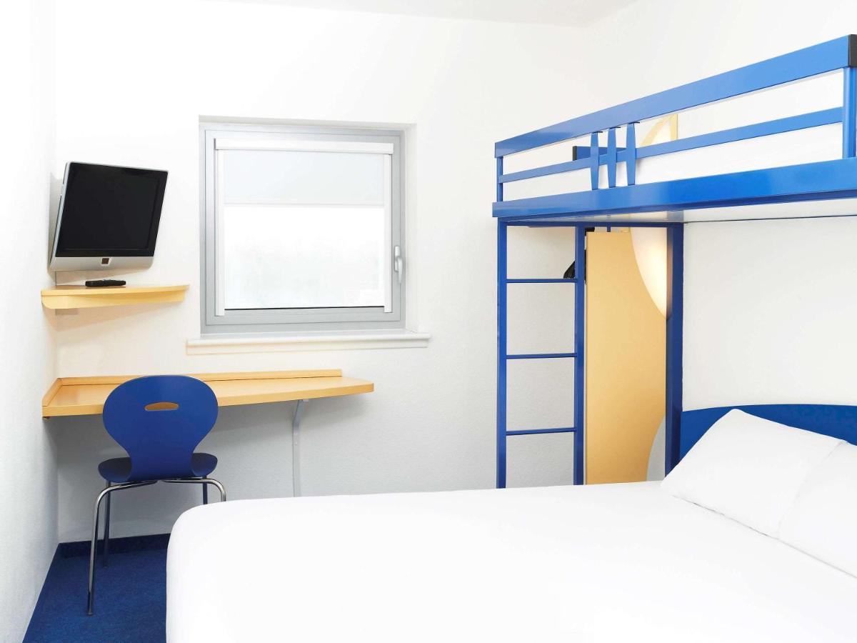 Ibis Budget Newport Ngoại thất bức ảnh